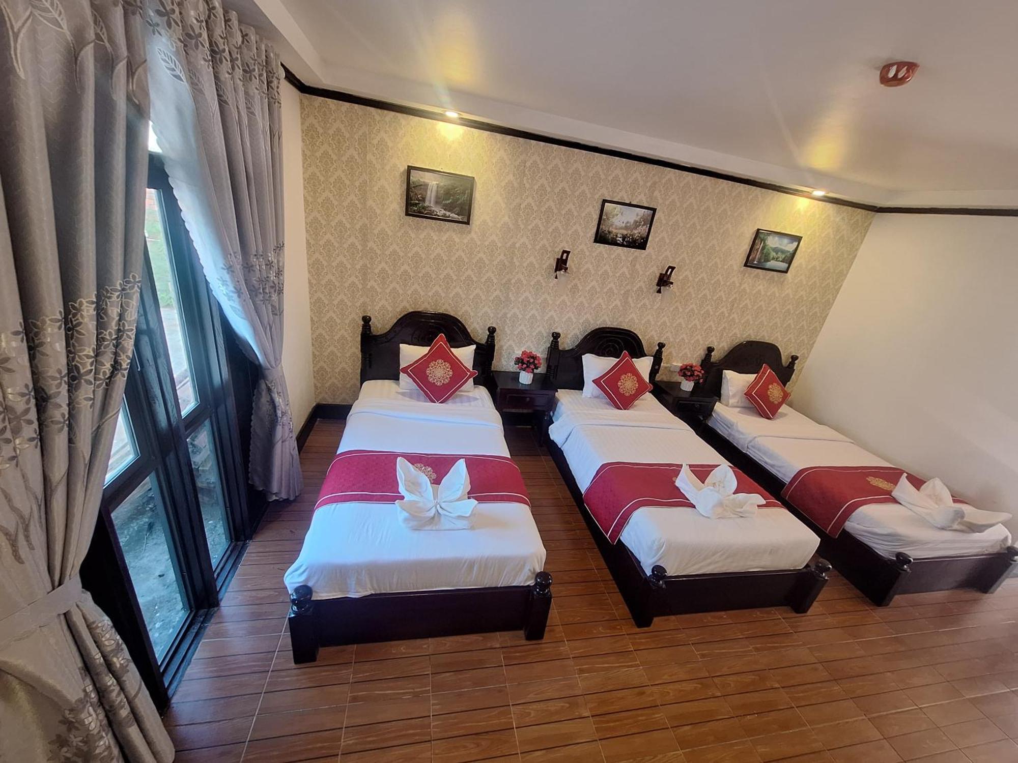 Luang Prabang Pavilion Hotel & Travel Bagian luar foto