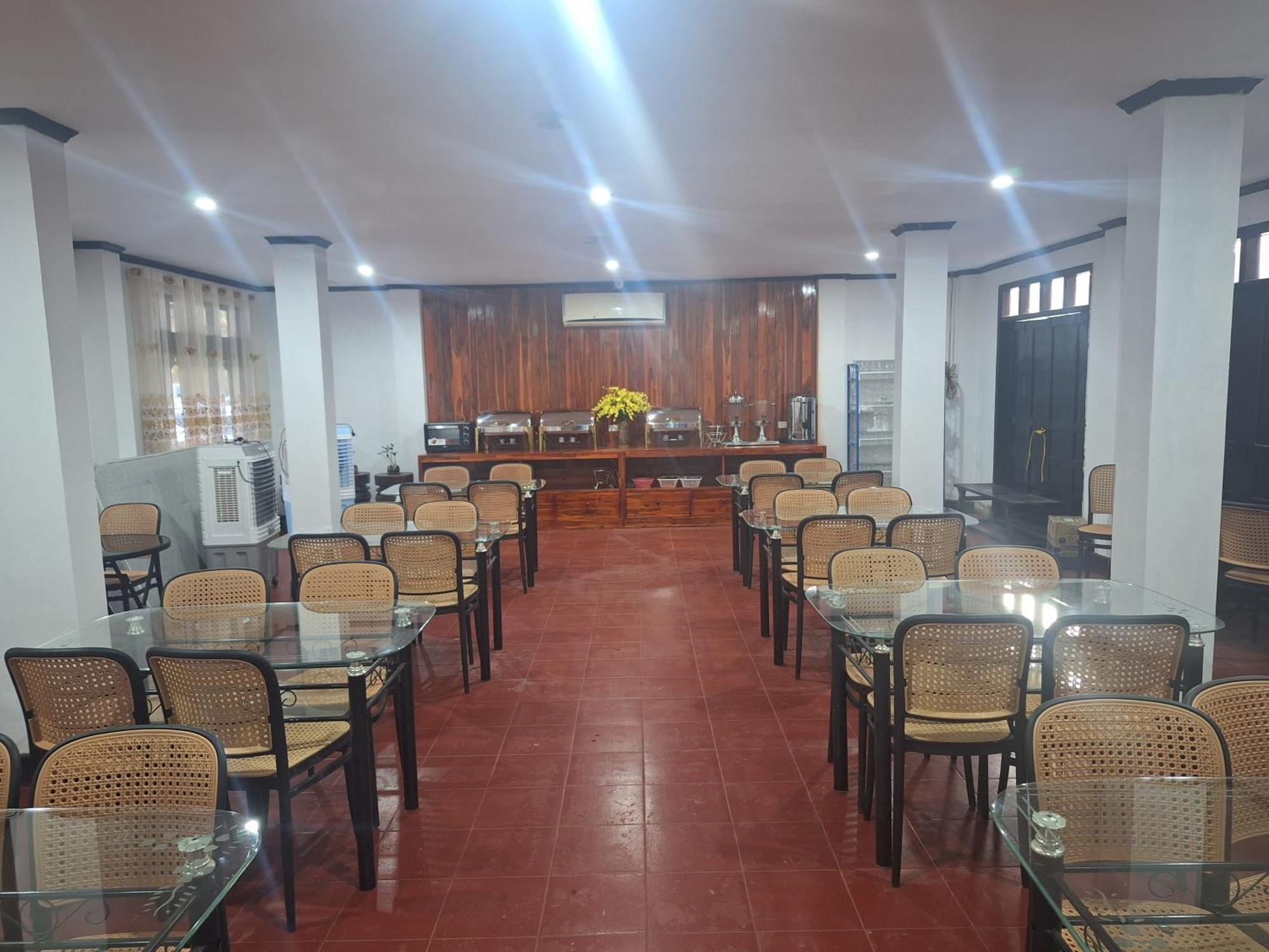 Luang Prabang Pavilion Hotel & Travel Bagian luar foto
